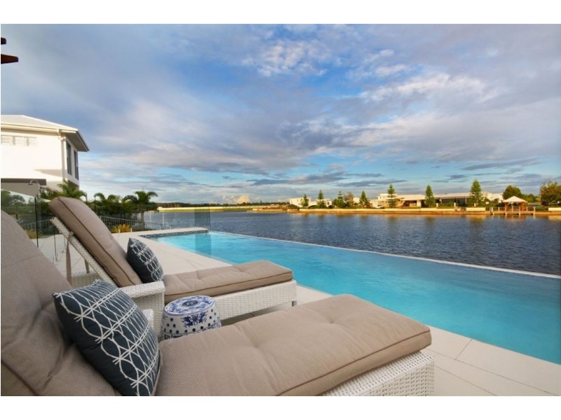 32 Westholme Circuit, Pelican Waters QLD 4551