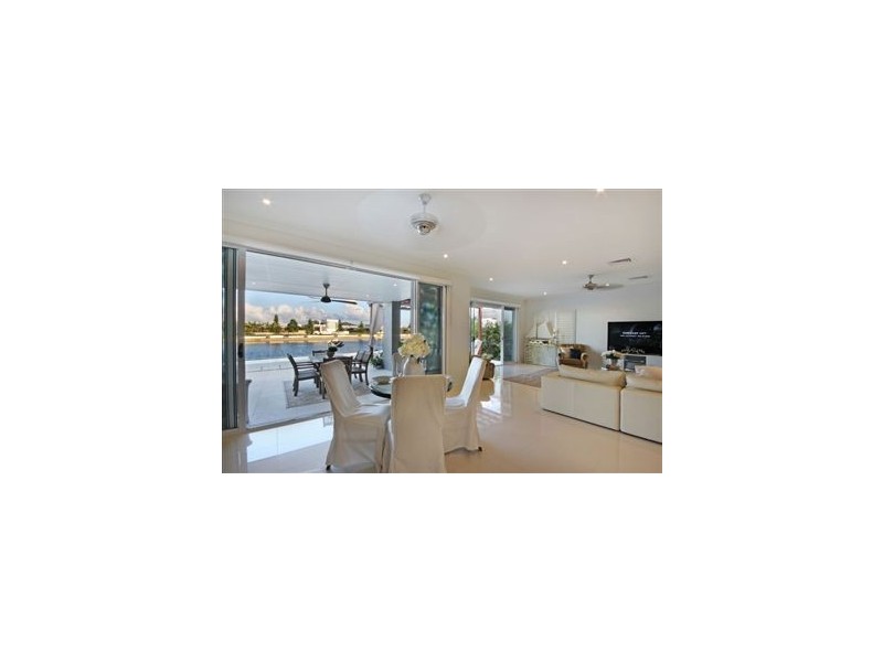 32 Westholme Circuit, Pelican Waters QLD 4551