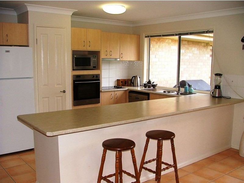 2 Lockyer Place, Pelican Waters QLD 4551
