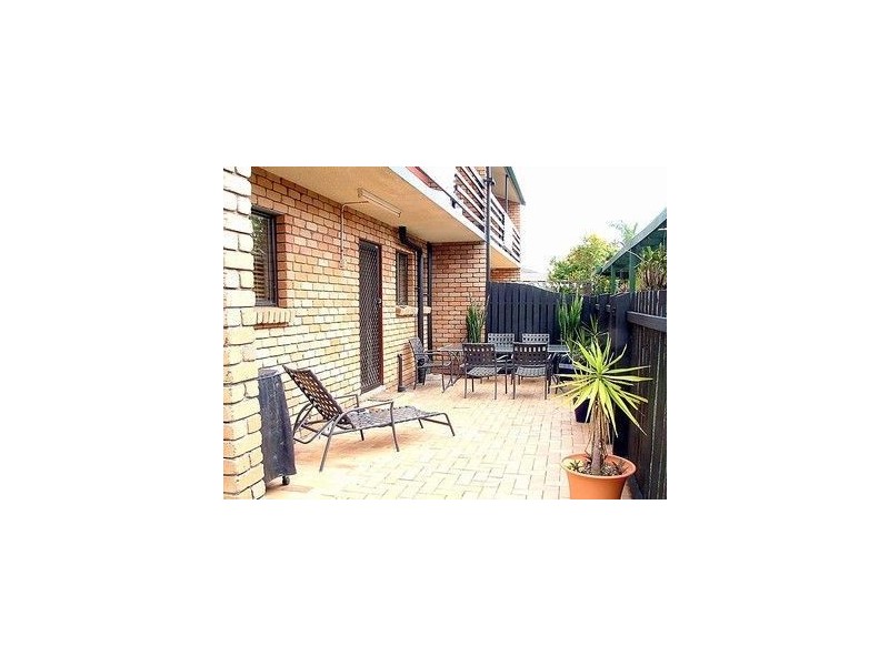 2/7 Farlow Street, Currimundi QLD 4551