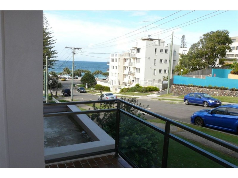 2/7 Warne Terrace, Kings Beach QLD 4551