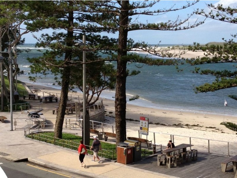 217/10 Leeding Terrace, Caloundra QLD 4551