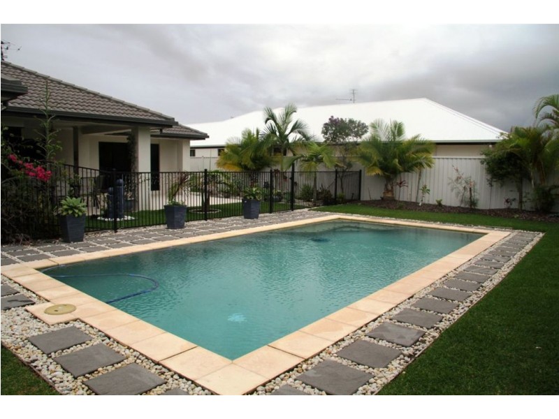 4 Annabelle Street, Pelican Waters QLD 4551