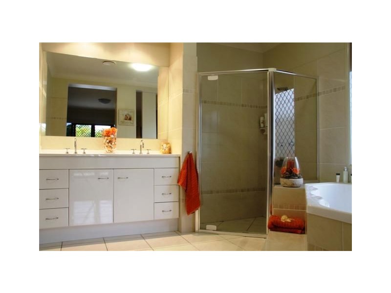 4 Annabelle Street, Pelican Waters QLD 4551