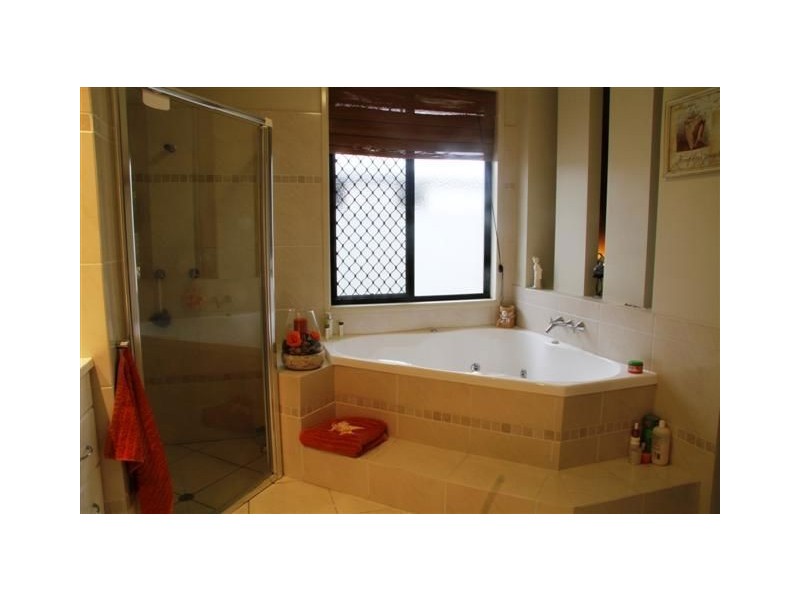 4 Annabelle Street, Pelican Waters QLD 4551