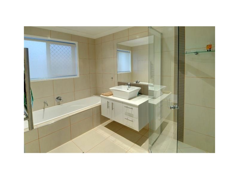 30 Wallaby Circuit, Pelican Waters QLD 4551