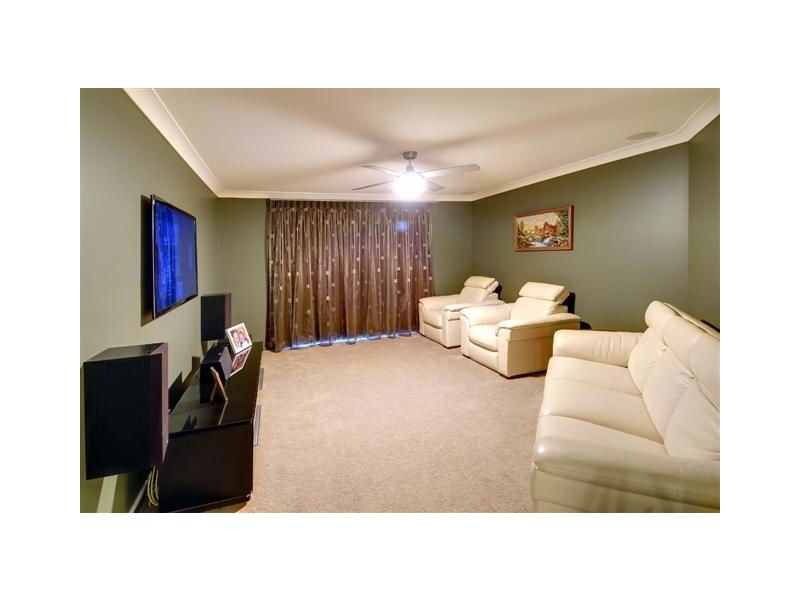 30 Wallaby Circuit, Pelican Waters QLD 4551