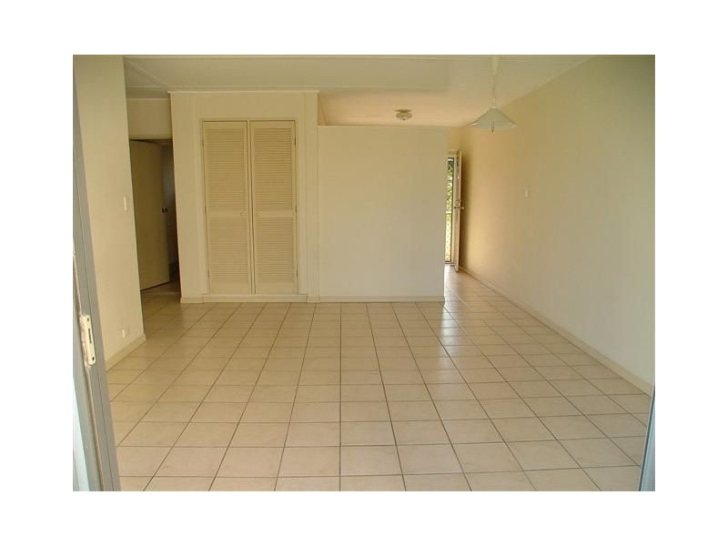 8/27 Burgess Street, Kings Beach QLD 4551