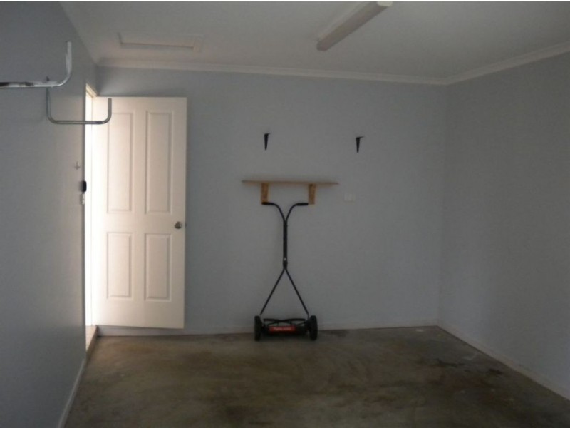 6 Clunie Street, Caloundra West QLD 4551
