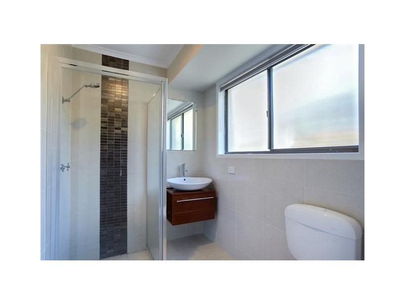 32 Browning Blvd, Battery Hill QLD 4551
