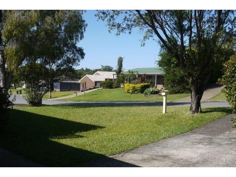 32 Milbong Street, Caloundra QLD 4551