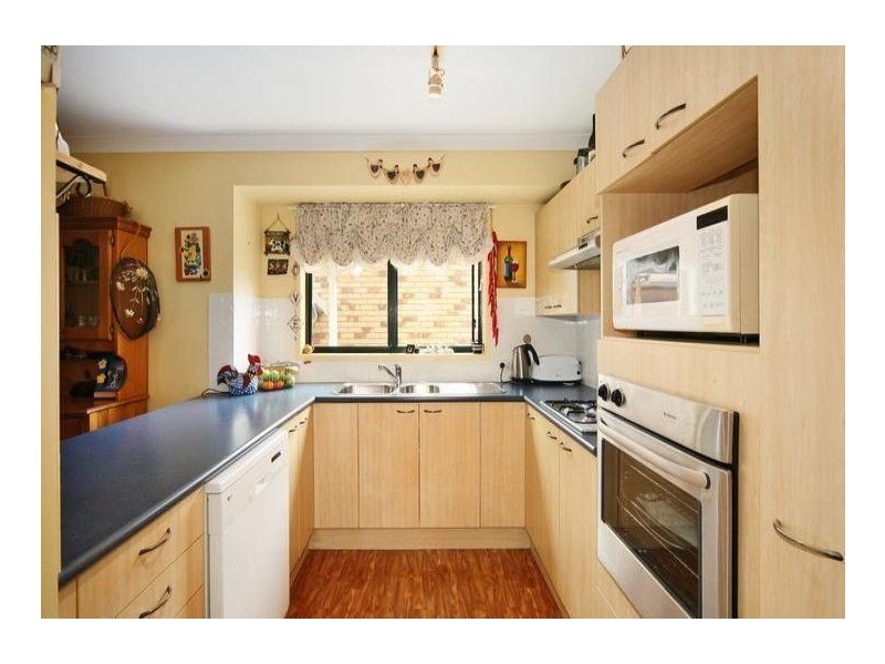 4 St James Court, Little Mountain QLD 4551