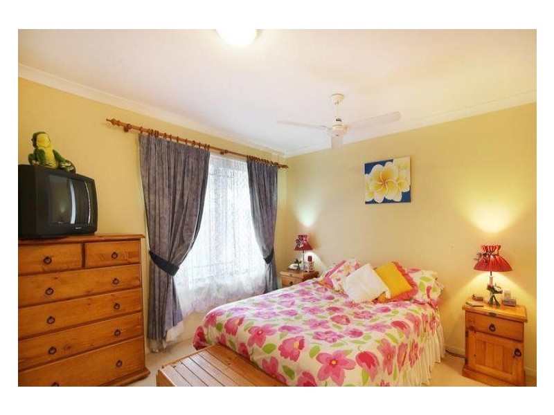 4 St James Court, Little Mountain QLD 4551