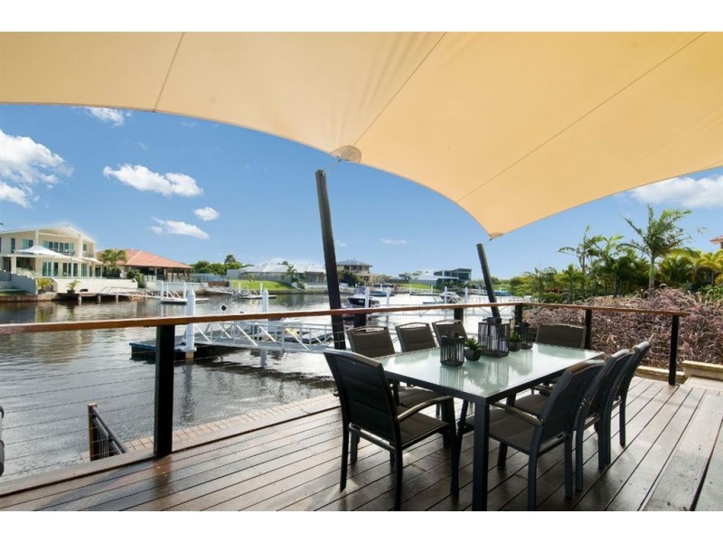 4 Quayline Close, Pelican Waters QLD 4551