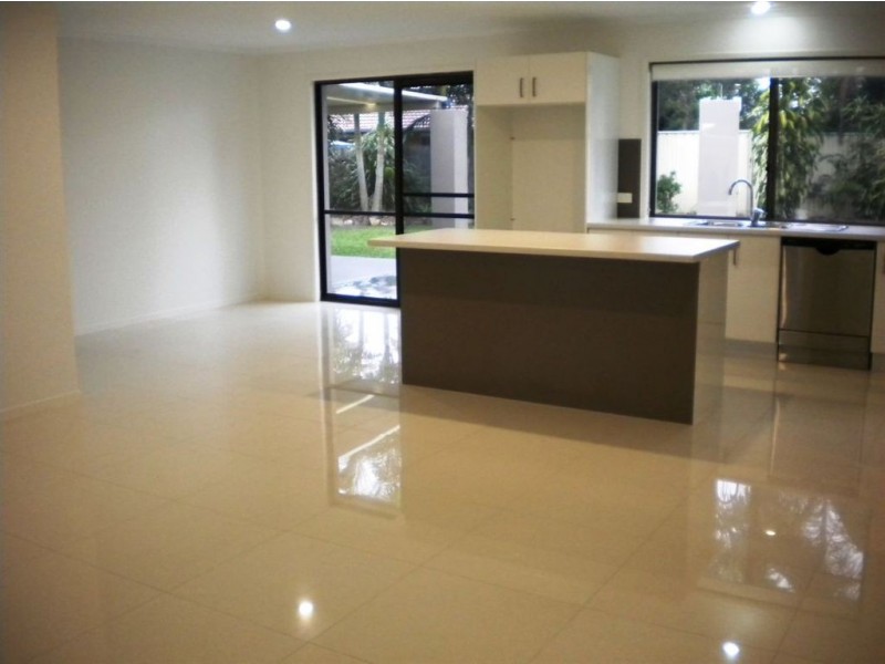 12 Alloota Street, Wurtulla QLD 4575