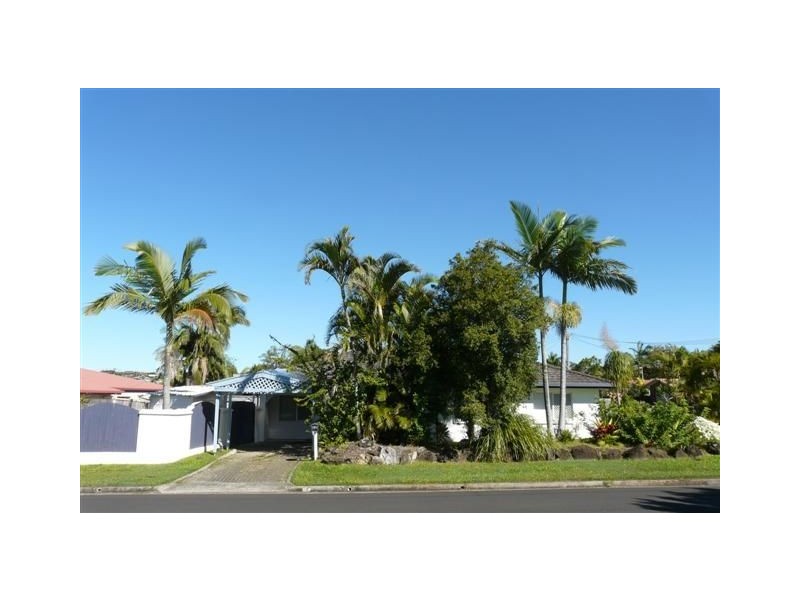 1 Balemo Street, Battery Hill QLD 4551