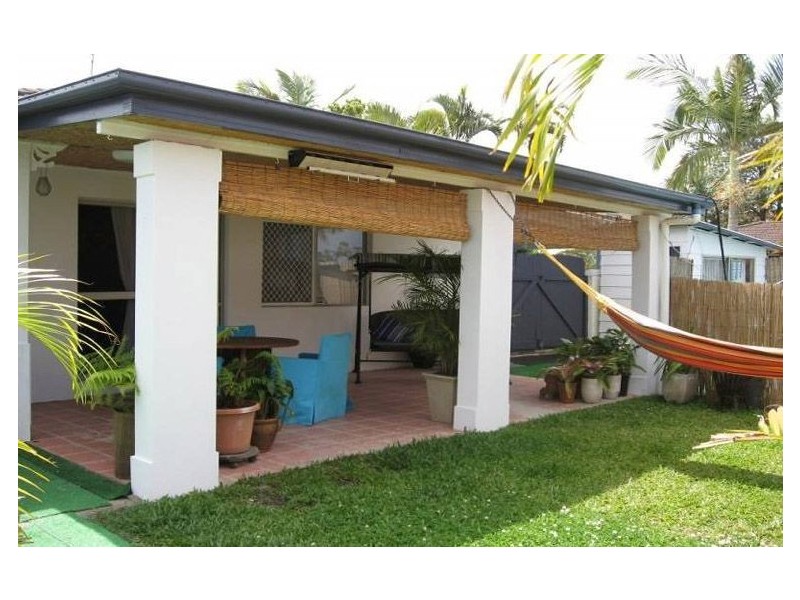 1 Balemo Street, Battery Hill QLD 4551