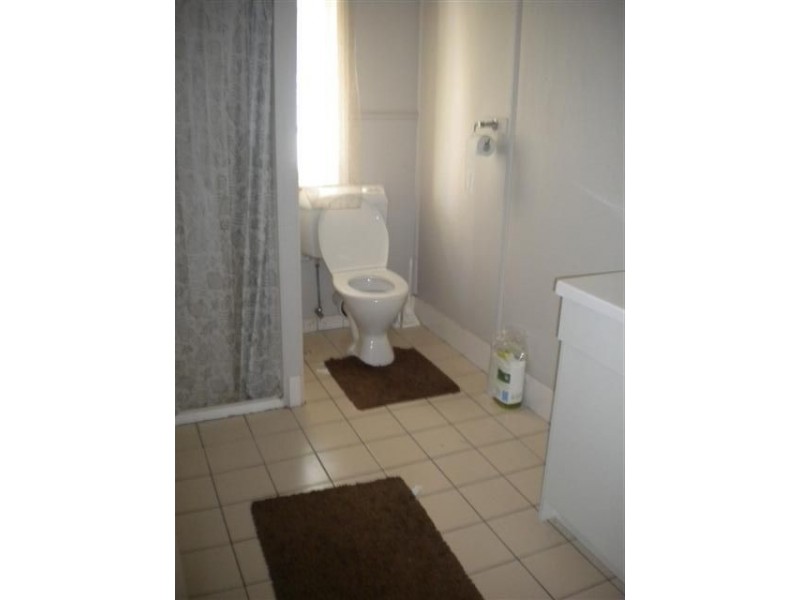 1/1 Mackay Street, Dicky Beach QLD 4551