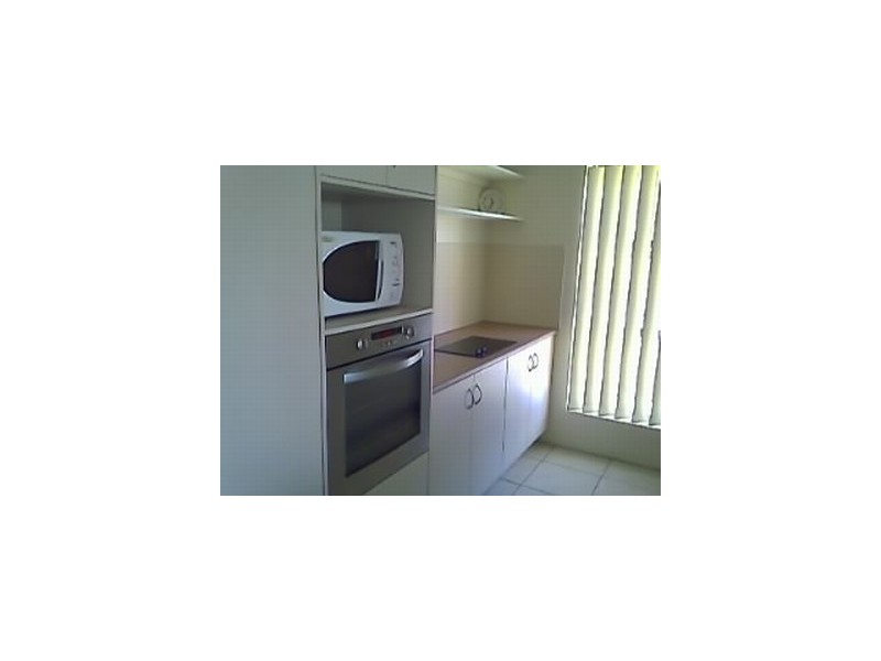 2/21 The Esplanade, Caloundra QLD 4551