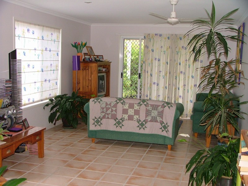6 Clunie Street, Caloundra West QLD 4551