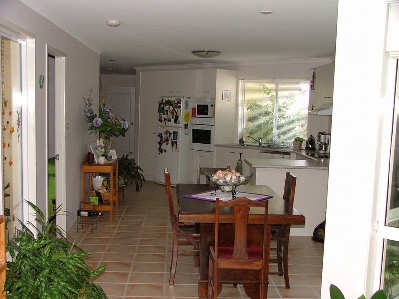 6 Clunie Street, Caloundra West QLD 4551