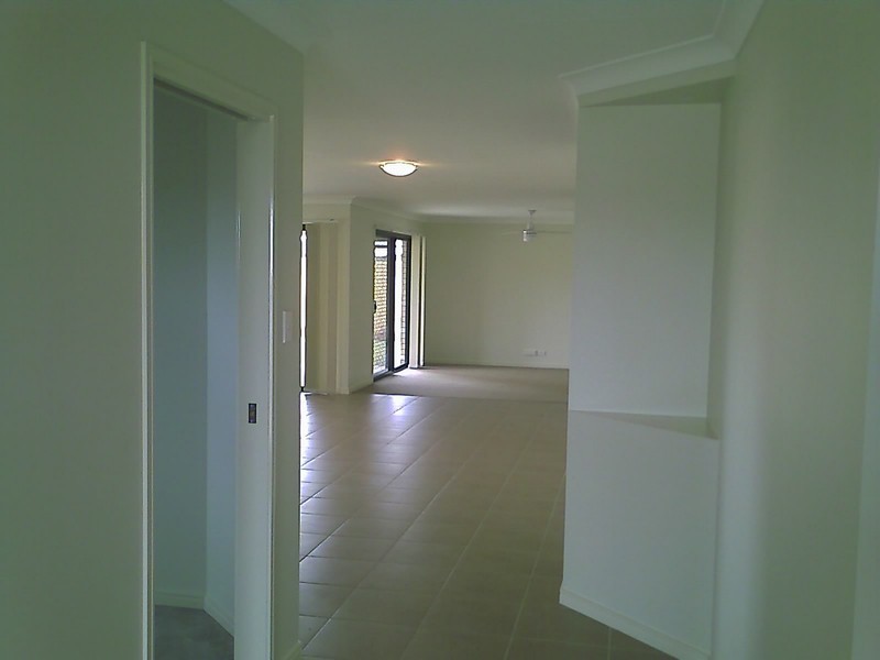 10 Kakadu Court, Little Mountain QLD 4551