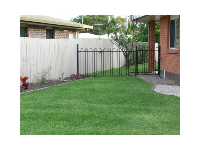 1 Apanie Court, Battery Hill QLD 4551