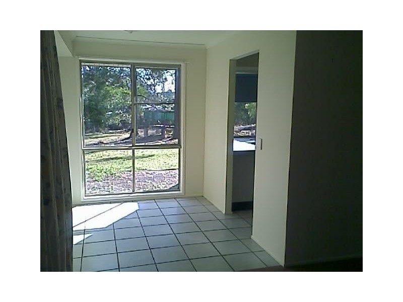 22 Nicholls Ave, Beerwah QLD 4519