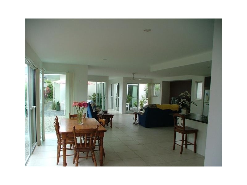 6 Pandorea St, Currimundi QLD 4551