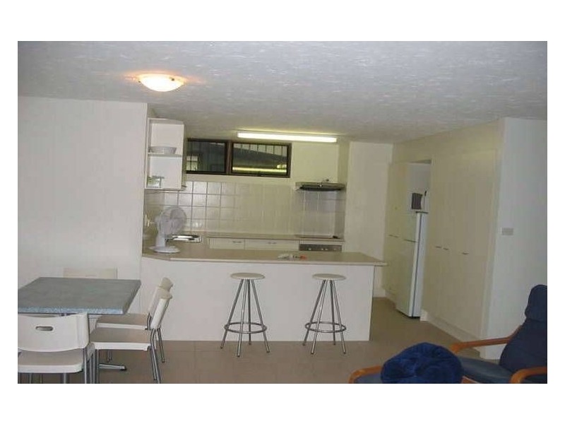 2/17 The Esplanade, Kings Beach QLD 4551