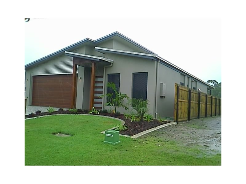 5 Eyre Place, Caloundra West QLD 4551