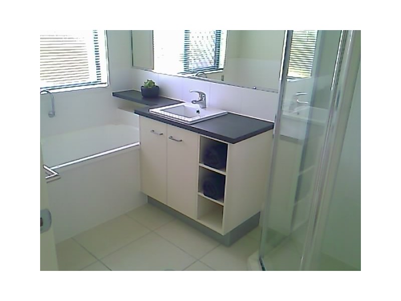 5 Eyre Place, Caloundra West QLD 4551