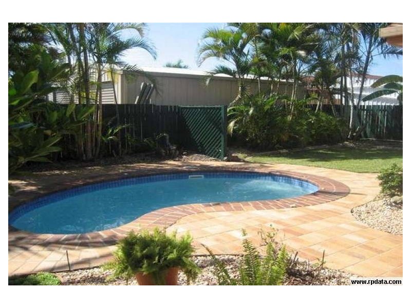 6 Argyle  Crt, Currimundi QLD 4551