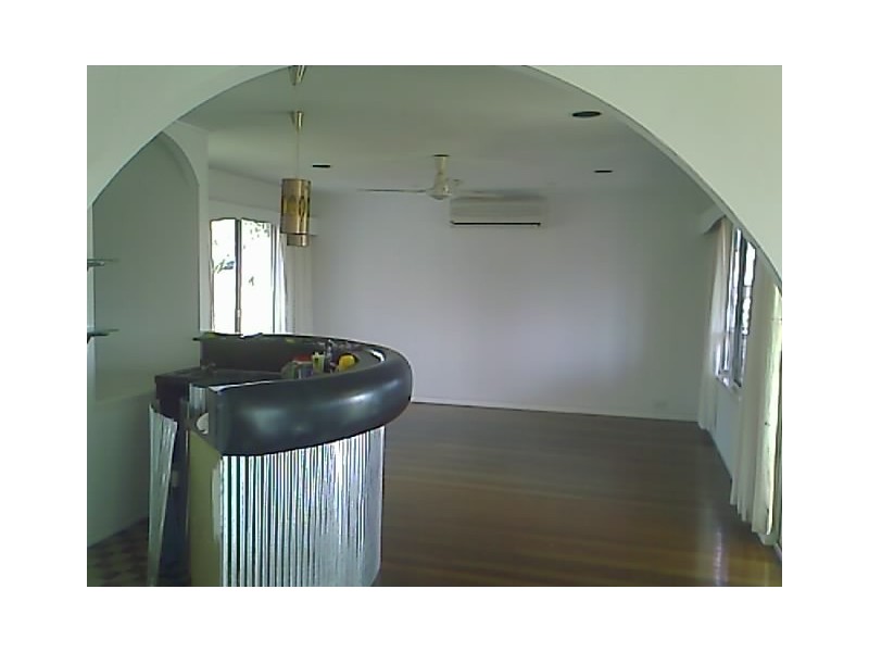 11 Beausang Street, Kings Beach QLD 4551