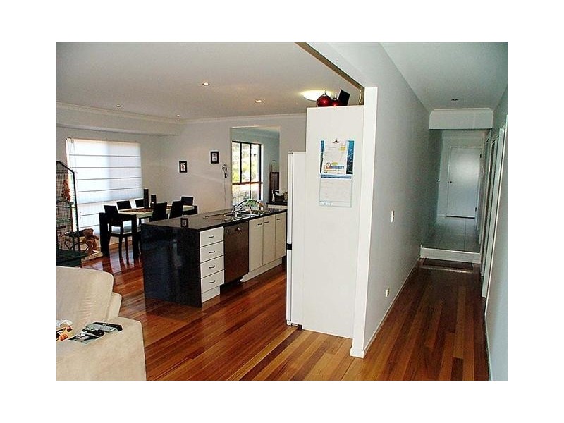 11 Gallery Place, Caloundra West QLD 4551