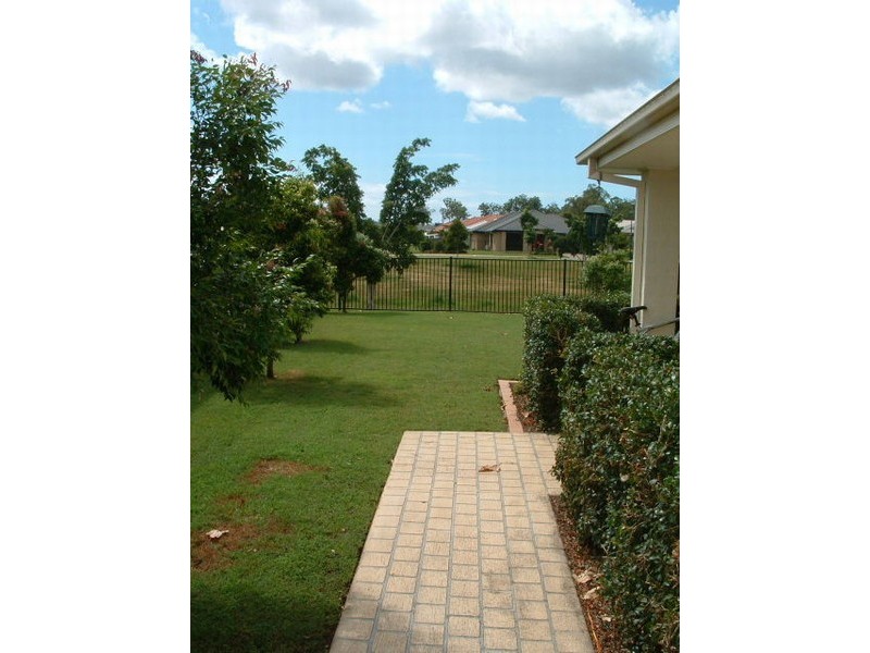 41 Thames Place, Oxenford QLD 4210