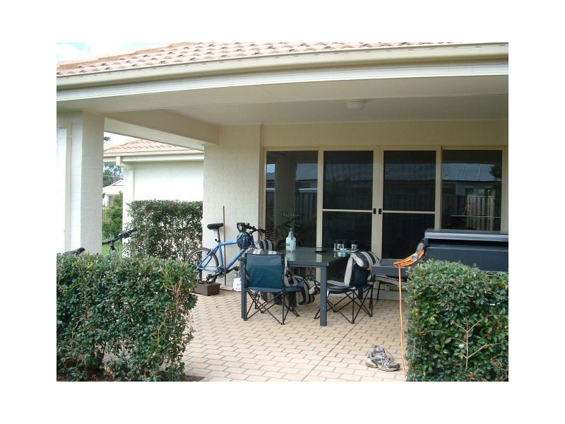 41 Thames Place, Oxenford QLD 4210