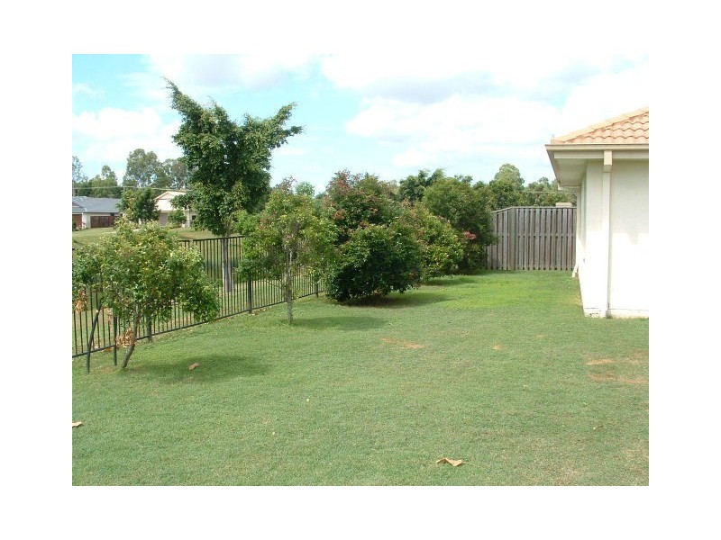 41 Thames Place, Oxenford QLD 4210