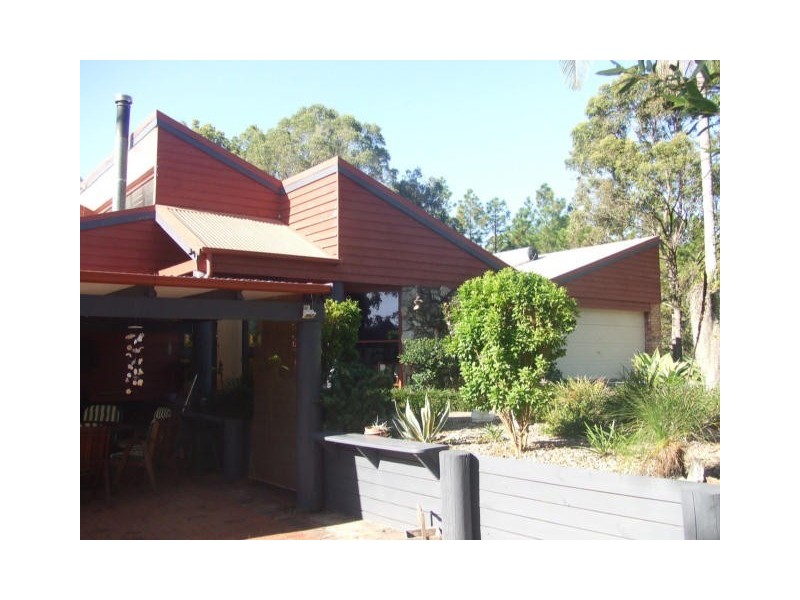 54 Holyrood Road, Maudsland QLD 4210