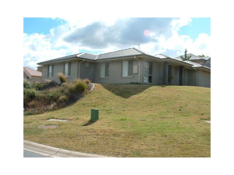 69 Victoria Drive, Pacific Pines QLD 4211