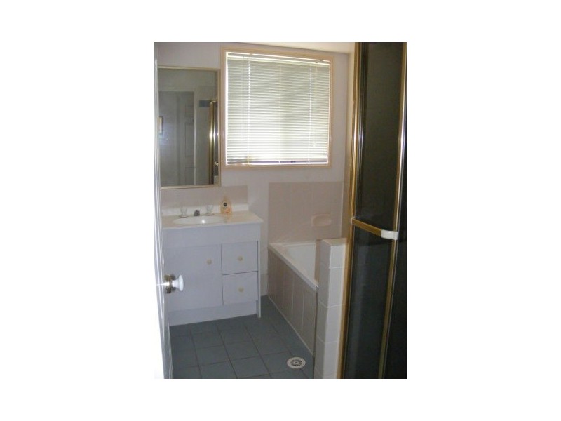 8 Stanfield Drive, Upper Coomera QLD 4209
