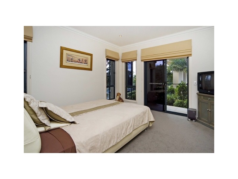 Hope Island QLD 4212
