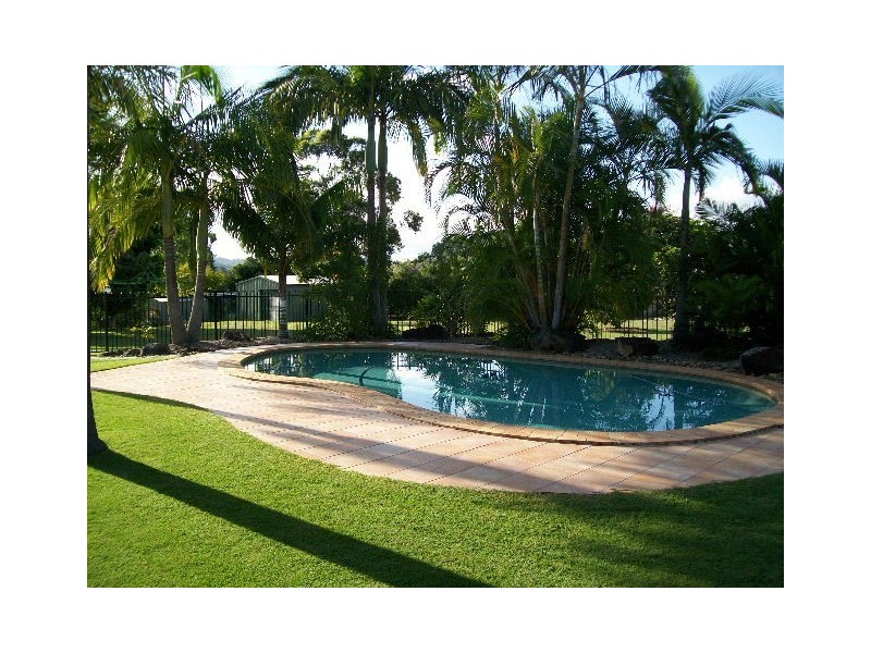 39 Rivertree Avenue, Helensvale QLD 4212