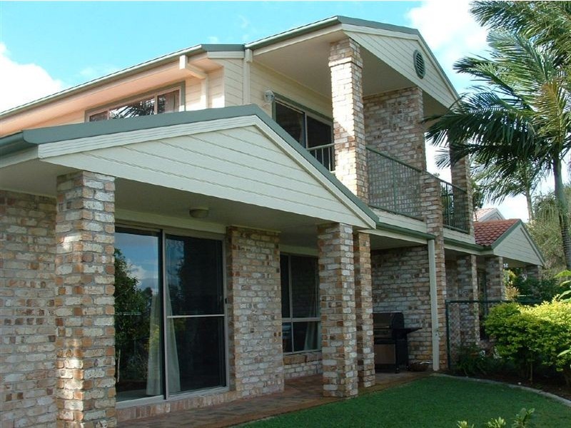 4/4 Koala Town Road, Upper Coomera QLD 4209