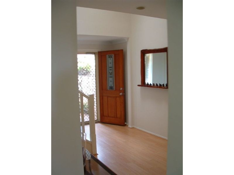 4/4 Koala Town Road, Upper Coomera QLD 4209