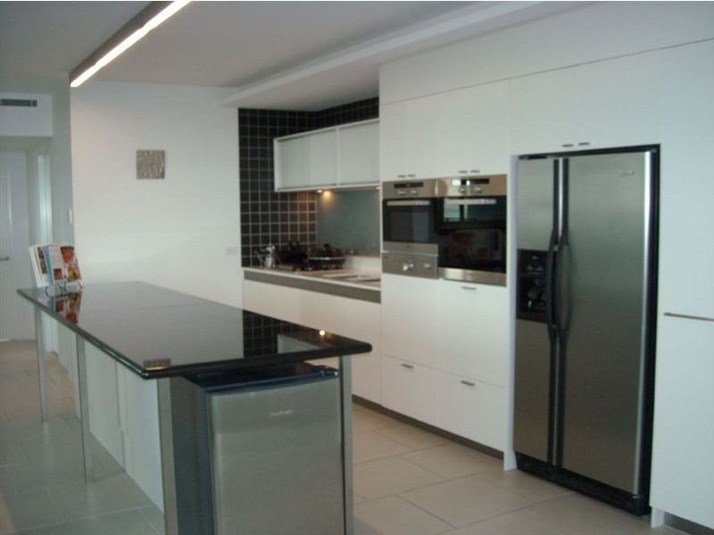 28406/0 Ephraim Island- Broadwater Precinct, Paradise Point QLD 4216