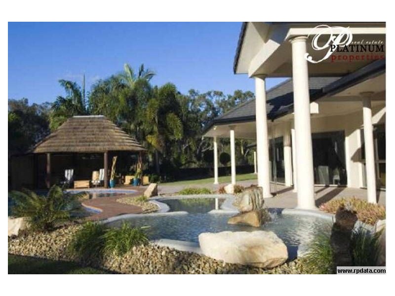 162 Siganto Drive, Helensvale QLD 4212