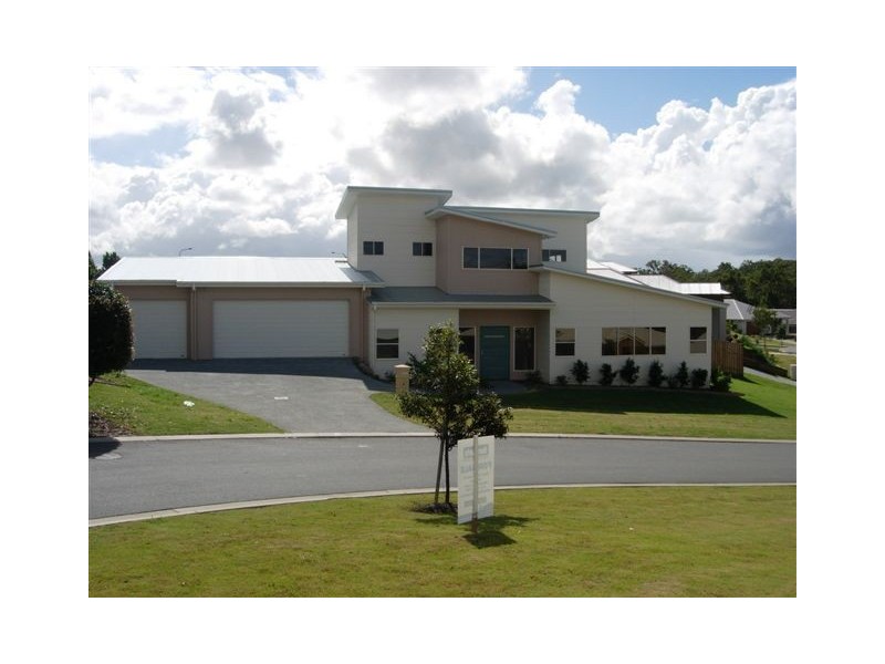 2 Kintail Lane, Coomera QLD 4209