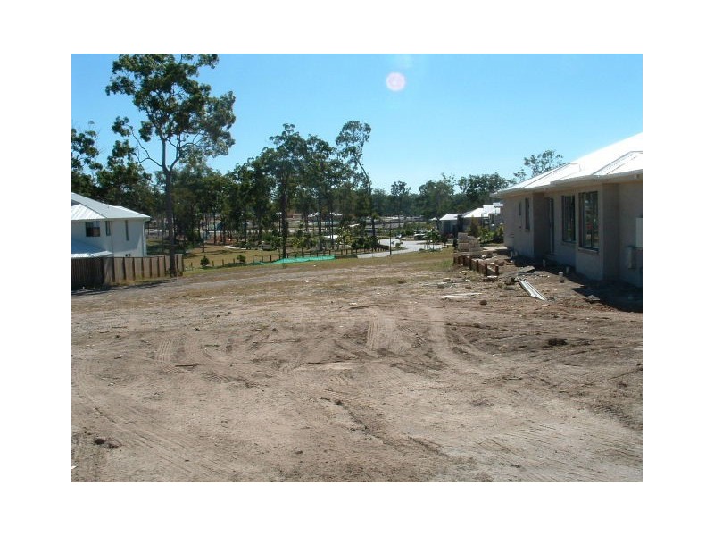 23 Peregrine Cr, Coomera QLD 4209