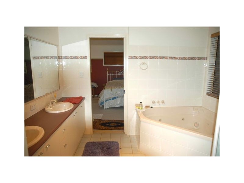 Willow Vale QLD 4209